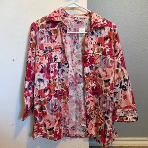 NWT Van Heusen floral button down shirt/duster - women’s size small